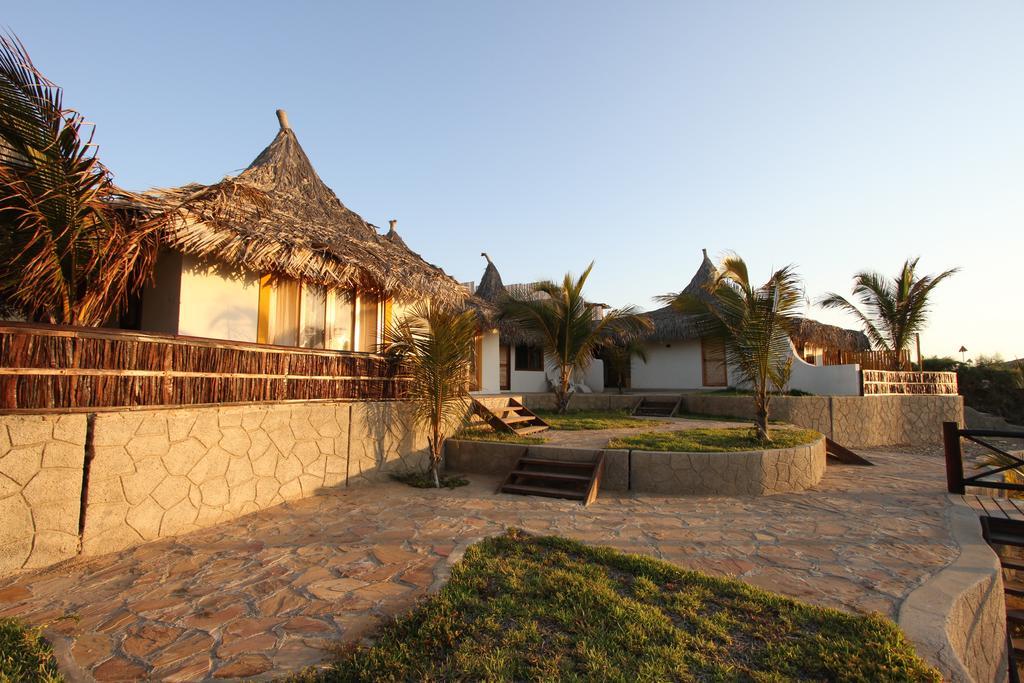 Makani Vichayito Phòng bức ảnh
